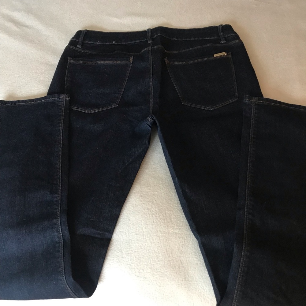 White Black Market “ the slim “ Jean size 8 - Picture 4 of 5